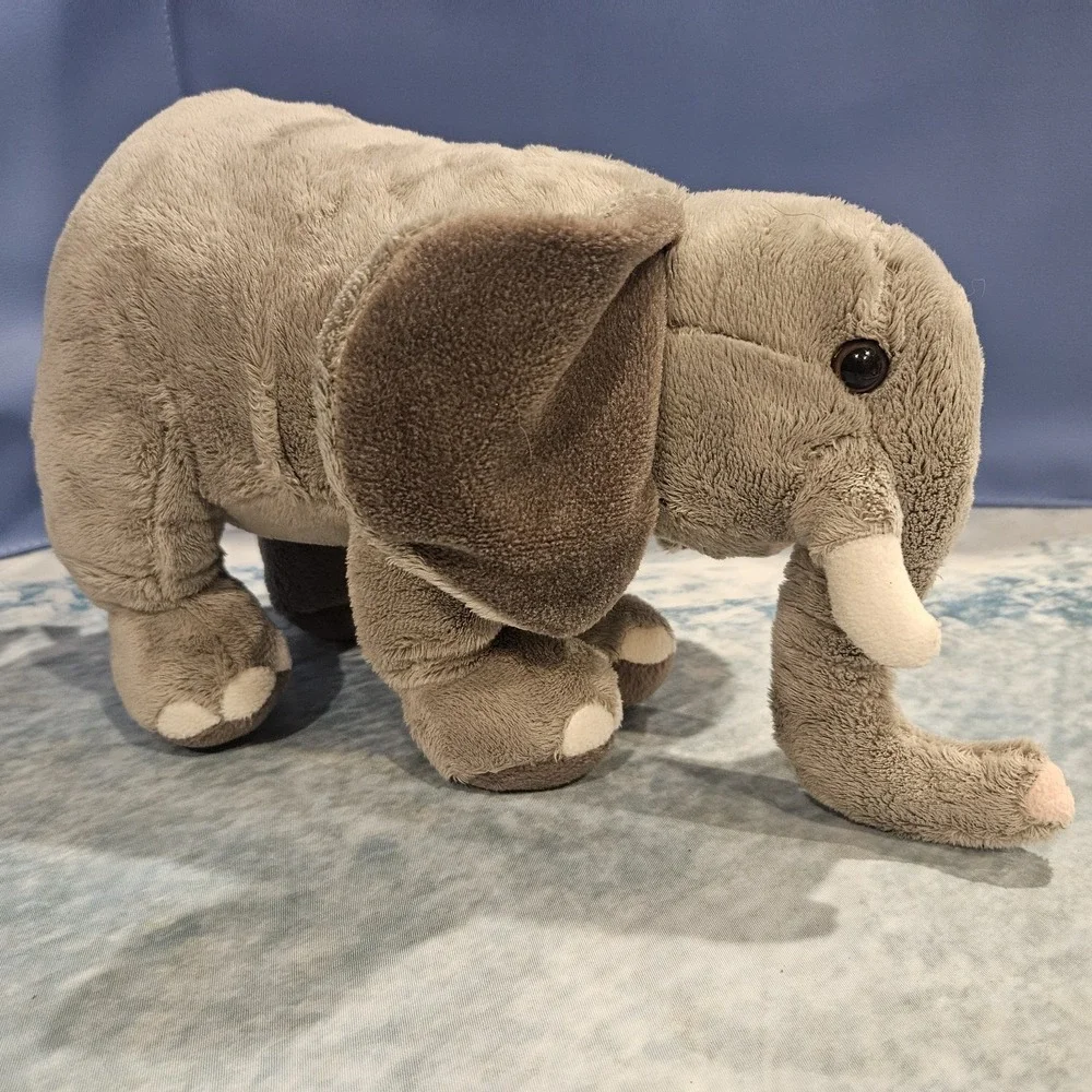 Disney Worldwide Conservation Fund Lion & Elephant Plush Disney Parks Safari Lot
